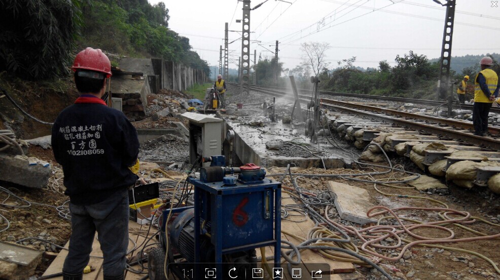 成都新津成眉俄鐵路橋涵切割拆除